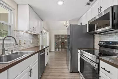 4034 S Lockwood Ridge Road, Sarasota, FL 34231 - Photo 15