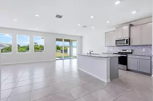 3813 Lively Coral Pl, Bradenton, FL 34208 - Photo 11