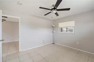 2802 Swifton Dr, Sarasota, FL 34231 - Photo 13