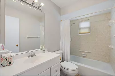 2802 Swifton Drive #V102, Sarasota, FL 34231 - Photo 15