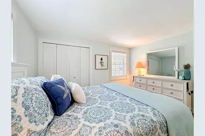 307 68th, Holmes Beach, FL 34217 - Photo 35