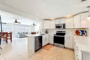 307 68th, Holmes Beach, FL 34217 - Photo 19