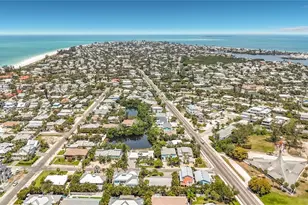 307 68th, Holmes Beach, FL 34217 - Photo 67