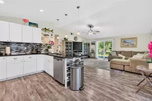 549 Longwood Cir, Oldsmar, FL 34677 - Photo 21