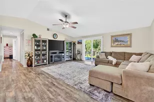 549 Longwood Cir, Oldsmar, FL 34677 - Photo 17