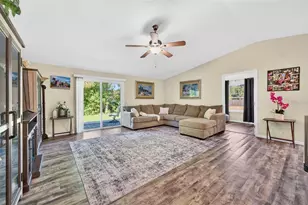 549 Longwood Cir, Oldsmar, FL 34677 - Photo 15
