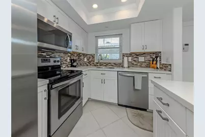 101 Park Boulevard S #106, Venice, FL 34285 - Photo 13