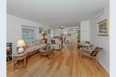 101 Park Boulevard S #106, Venice, FL 34285 - Photo 9