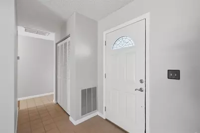 1801 70th Street W, Bradenton, FL 34209 - Photo 5