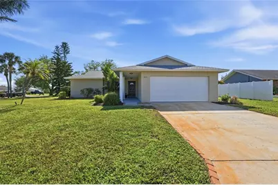 1801 70th Street W, Bradenton, FL 34209 - Photo 3