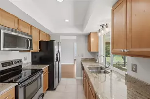 1801 70th St W, Bradenton, FL 34209 - Photo 9