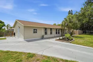 6308 5th St W, Bradenton, FL 34207 - Photo 3