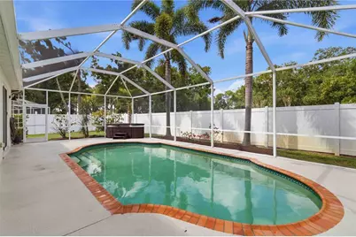 12250 Hollybush Terrace, Lakewood Ranch, FL 34202 - Photo 5