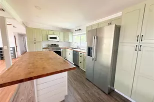 4722 Harris Ave, Sarasota, FL 34233 - Photo 3