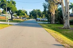 4722 Harris Ave, Sarasota, FL 34233 - Photo 15