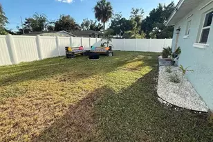 525 Showalter Ave, Punta Gorda, FL 33950 - Photo 13