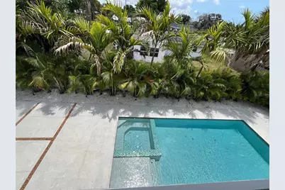 2532 Fruit Tree Drive, Sarasota, FL 34239 - Photo 35