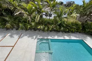 2532 Fruit Tree Dr, Sarasota, FL 34239 - Photo 35