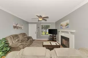 3802 59th Ave W, Bradenton, FL 34210 - Photo 5