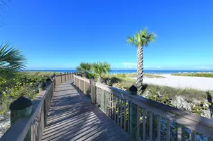 915 Seaside Dr, Sarasota, FL 34242 - Photo 43