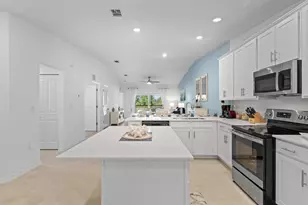 12390 Wellen Golf St, Venice, FL 34293 - Photo 27
