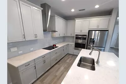 8545 Cache Drive, Sarasota, FL 34240 - Photo 9