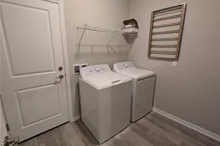 8545 Cache Dr, Sarasota, FL 34240 - Photo 25