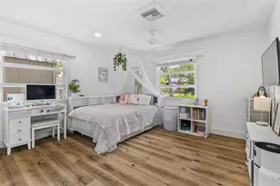 2215 Hibiscus St, Sarasota, FL 34239 - Photo 21