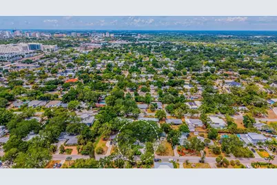 2215 Hibiscus Street, Sarasota, FL 34239 - Photo 59