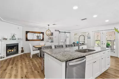 2215 Hibiscus Street, Sarasota, FL 34239 - Photo 19
