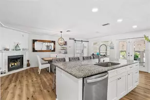 2215 Hibiscus St, Sarasota, FL 34239 - Photo 19