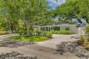 2215 Hibiscus St, Sarasota, FL 34239 - Photo 5