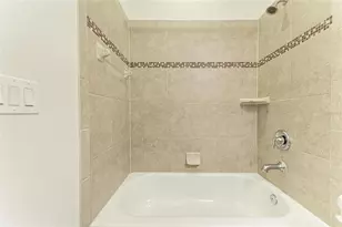 7906 Moonstone Dr, Sarasota, FL 34233 - Photo 19