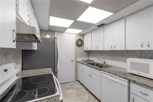 4119 61st Ave Terrace W, Bradenton, FL 34210 - Photo 5