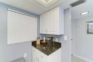 1257 S Portofino Dr, Sarasota, FL 34242 - Photo 17