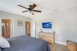 1738 Siesta Dr, Sarasota, FL 34239 - Photo 25