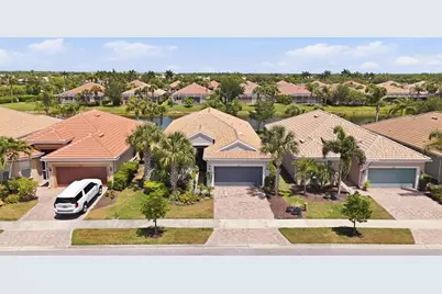 19454 Rizzuto Street, Venice, FL 34293 - Photo 5