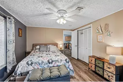 1000 Kings Highway #469, Port Charlotte, FL 33980 - Photo 17