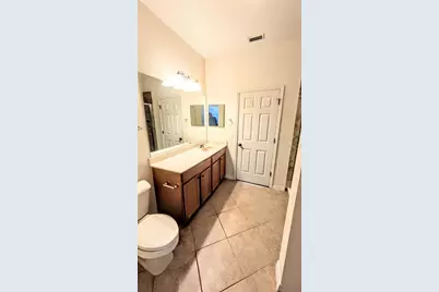 3711 Parkridge Circle #6-201, Sarasota, FL 34243 - Photo 15