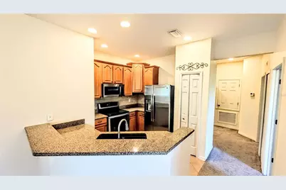 3711 Parkridge Circle #6-201, Sarasota, FL 34243 - Photo 7