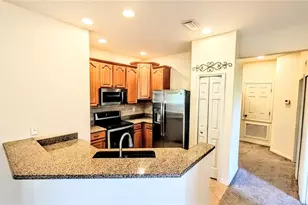 3711 Parkridge Cir, Sarasota, FL 34243 - Photo 7