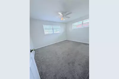 3219 Cambridge Drive, Sarasota, FL 34232 - Photo 17