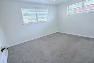 3219 Cambridge Dr, Sarasota, FL 34232 - Photo 17