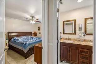 816 S Gondola Dr, Venice, FL 34293 - Photo 21