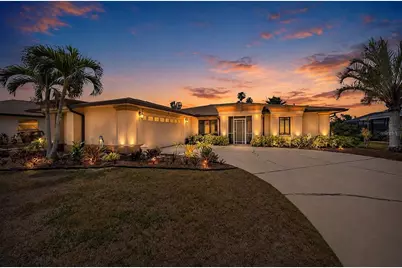 816 S Gondola Drive, Venice, FL 34293 - Photo 1