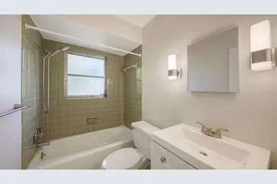 2121 Pueblo Circle #V6, Sarasota, FL 34231 - Photo 35