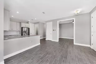 111 Ibiza Loop, Venice, FL 34292 - Photo 11