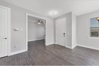111 Ibiza Loop, Venice, FL 34292 - Photo 17