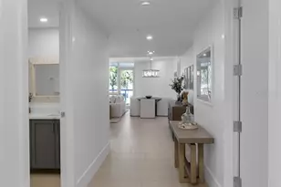 1035 Seaside Dr, Sarasota, FL 34242 - Photo 15