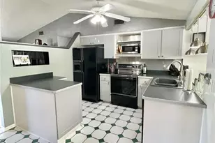 6944 Larchmont Ave, New Port Richey, FL 34653 - Photo 7